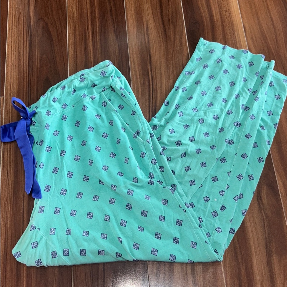 Large Soma stretchy pajama pants